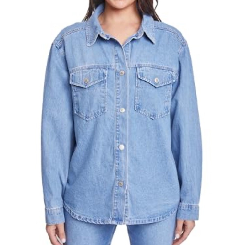 ROYALTY FOR ME Denim Shirt Medium Wash  Snap Front Shacket Layer EUC